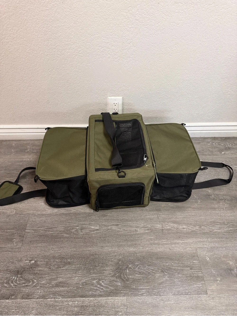 Cat Carrier Expandable